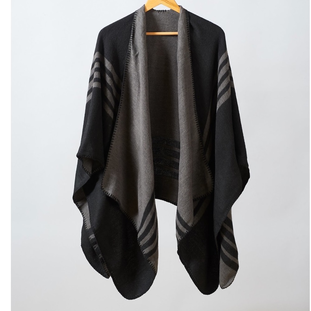 New BB Dakota poncho - reversible! Warm and cute